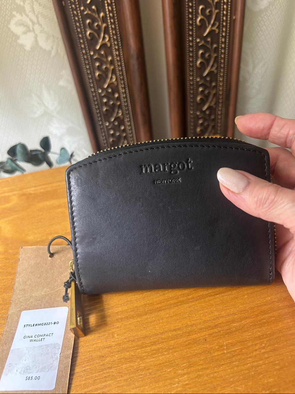 Margo Black Leather Zip Wallet - Picture 2 of 6